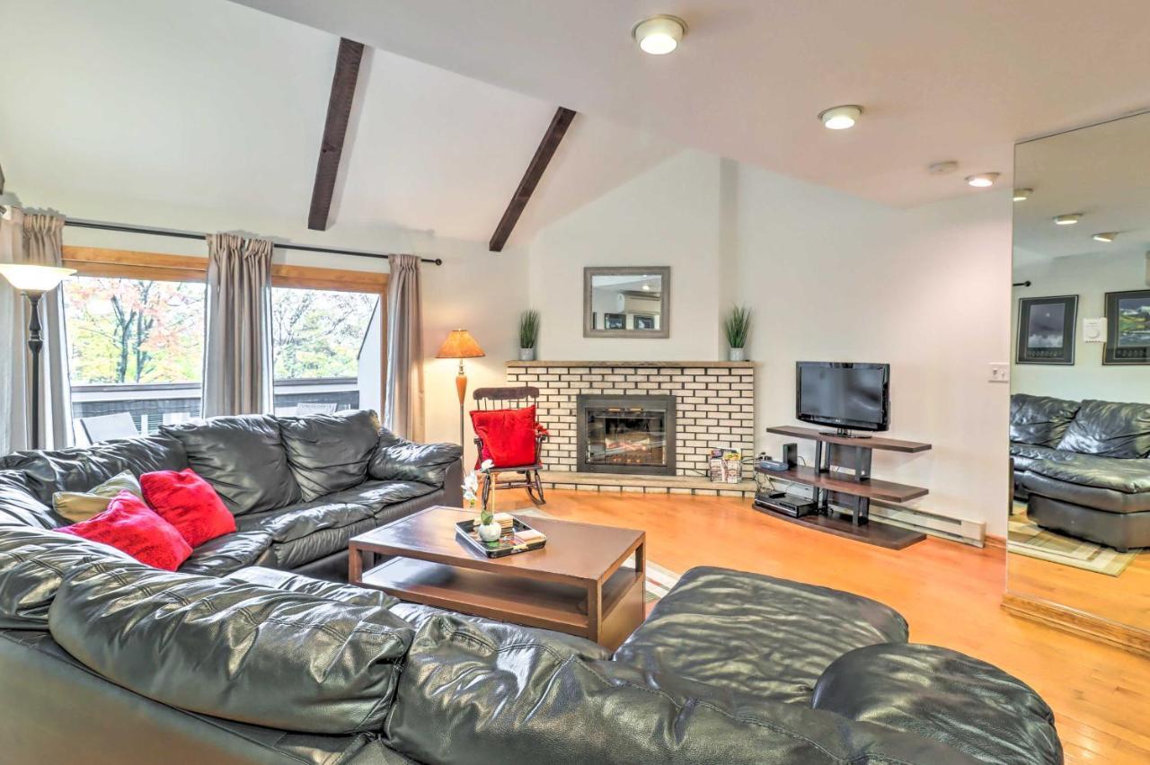 Fantastic Townhome With Epic Views