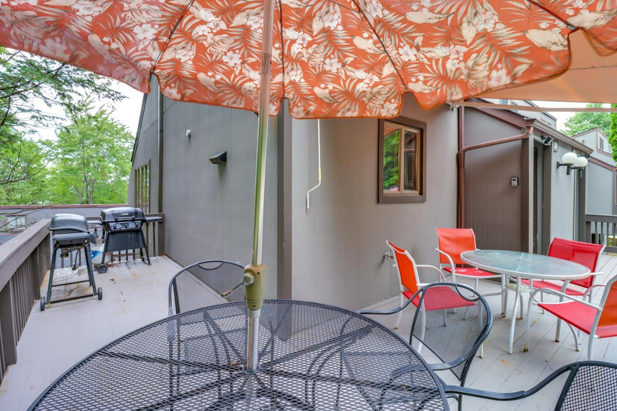 Fantastic Townhome With Epic Views Holiday home Tannersville
