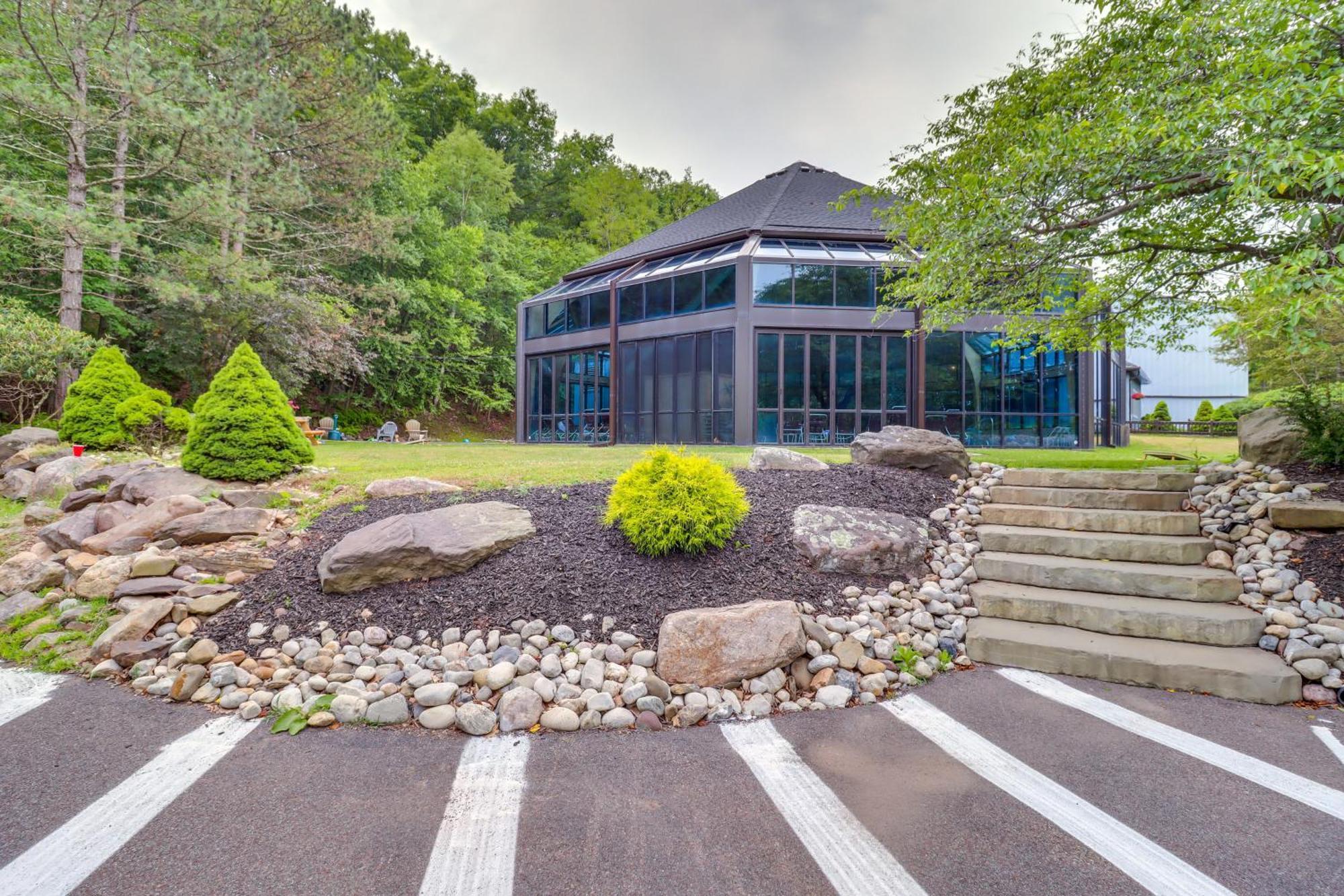 Fantastic Townhome With Epic Views * Tannersville